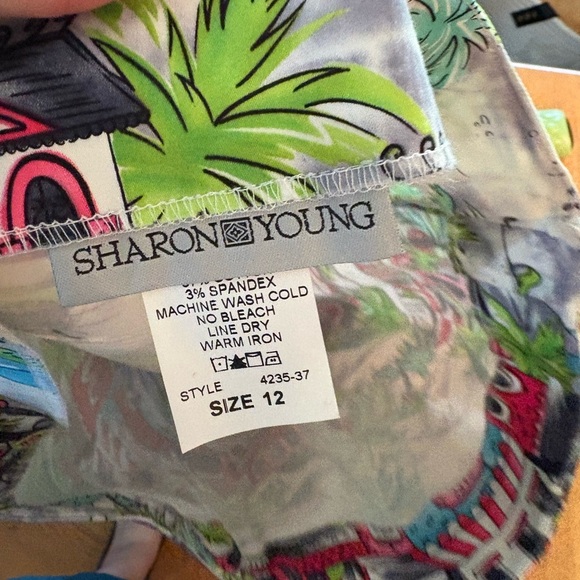 Colorful Tropical Print Skirt - Picture 2 of 3